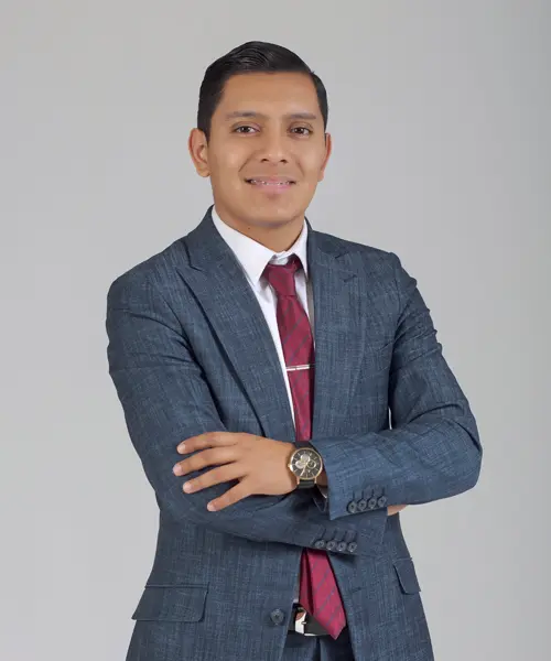 L.D. Sebasti&aacute;n, Socio